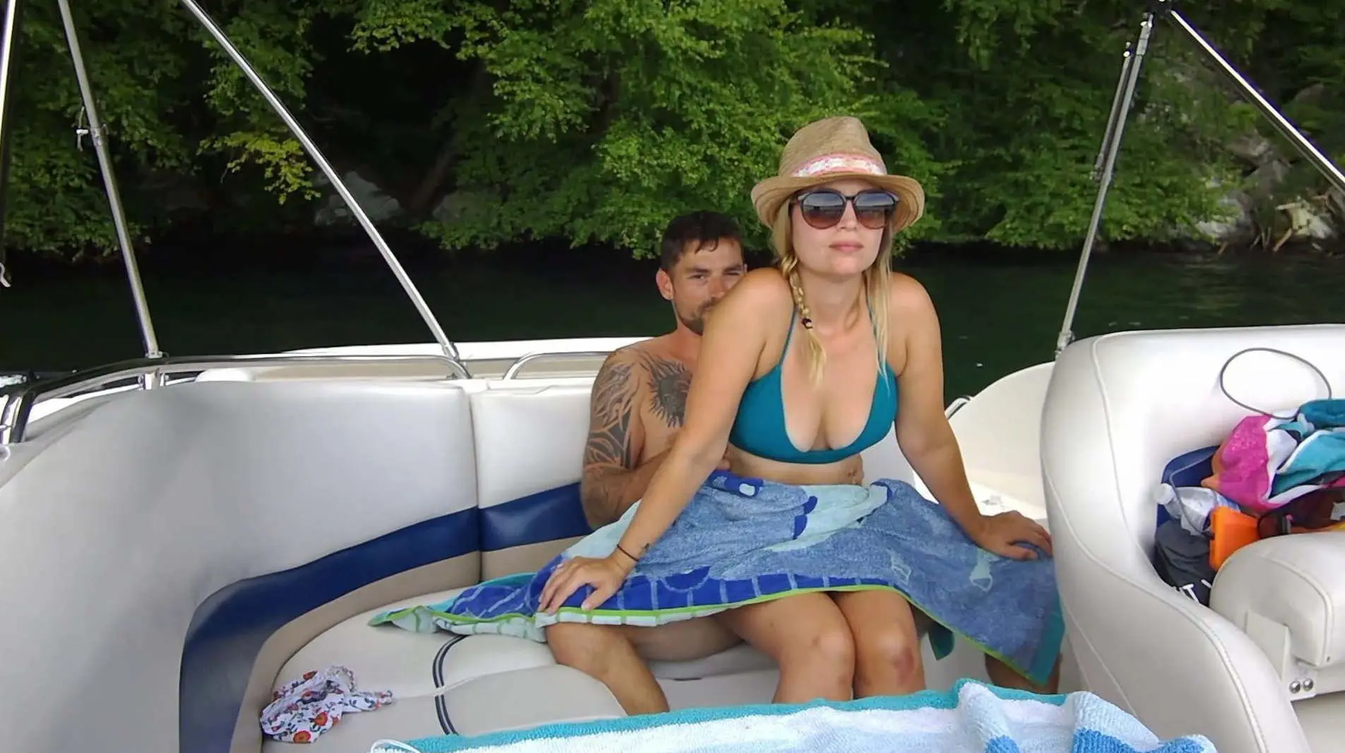Some fun with public sex on our boat - Sunporno